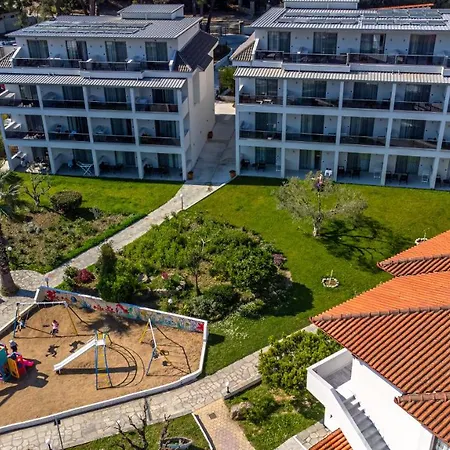 Resort Chrousso Village