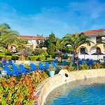 Resort Chrousso Village