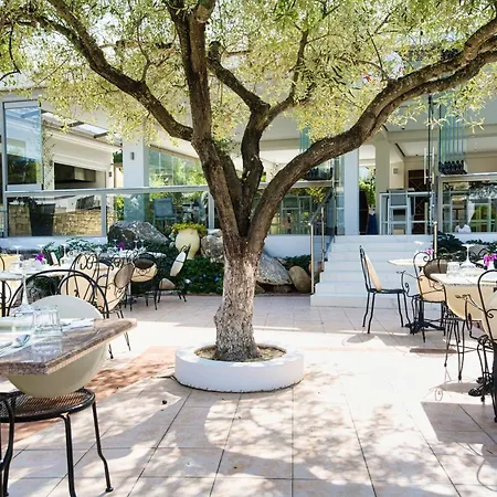 Chrousso Village Semesteranläggning (resort)