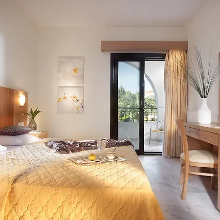 Semesteranläggning (resort) Chrousso Village 4*