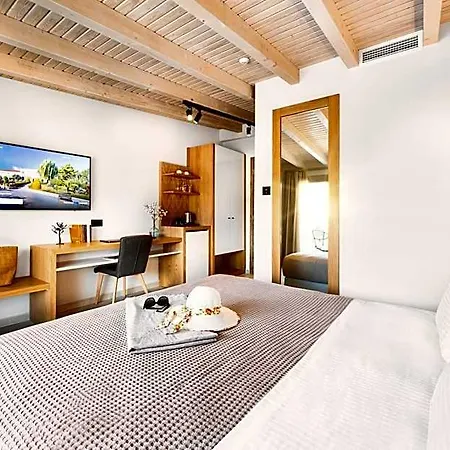 Chrousso Village Complex 4*