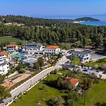 Resort Chrousso Village