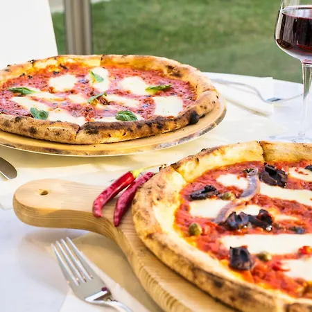 منتجع Chrousso Village 4*