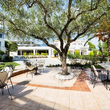 Chrousso Village باليوري